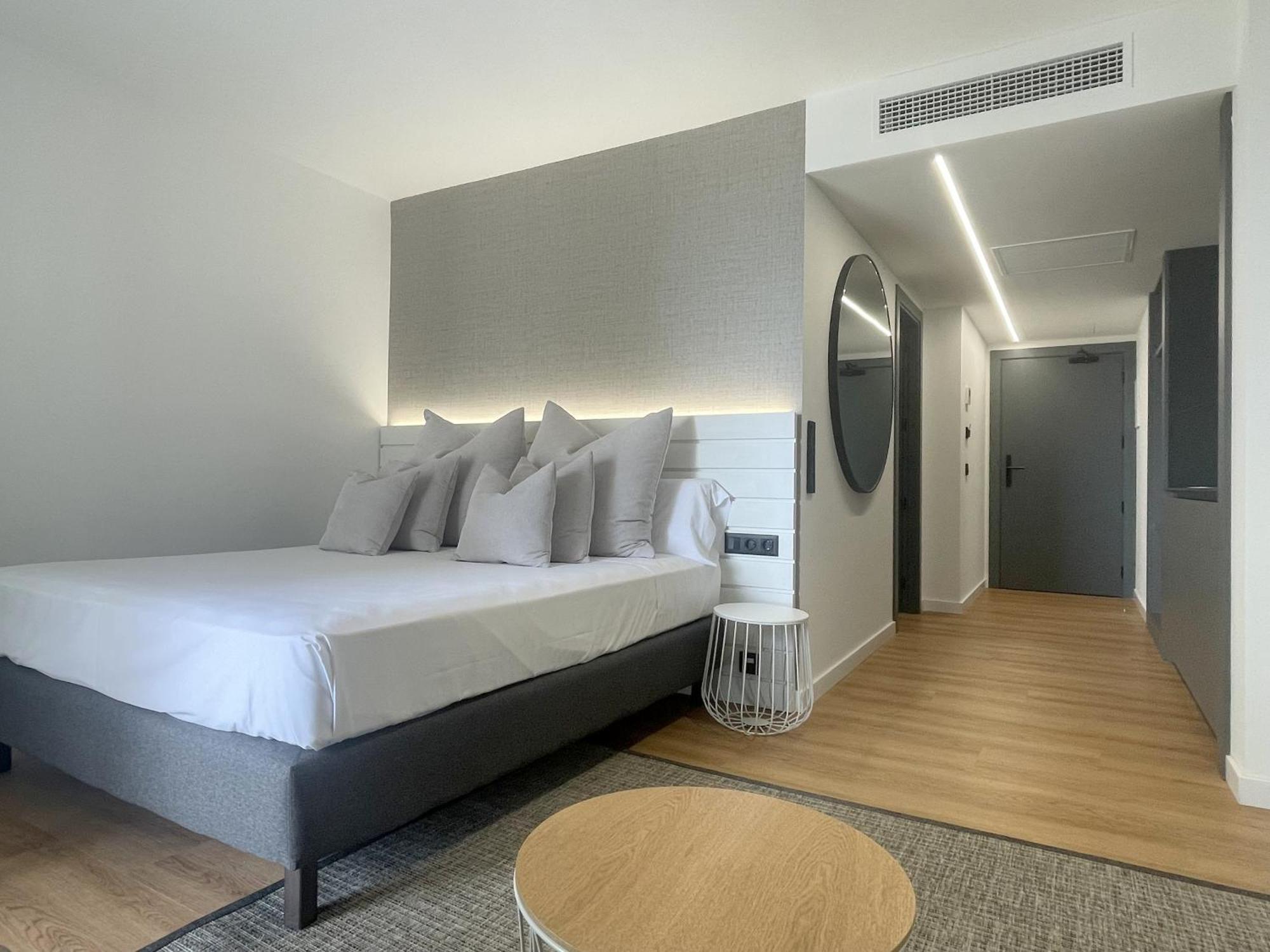 Rentalmar Suites Salou Families Only 部屋 写真